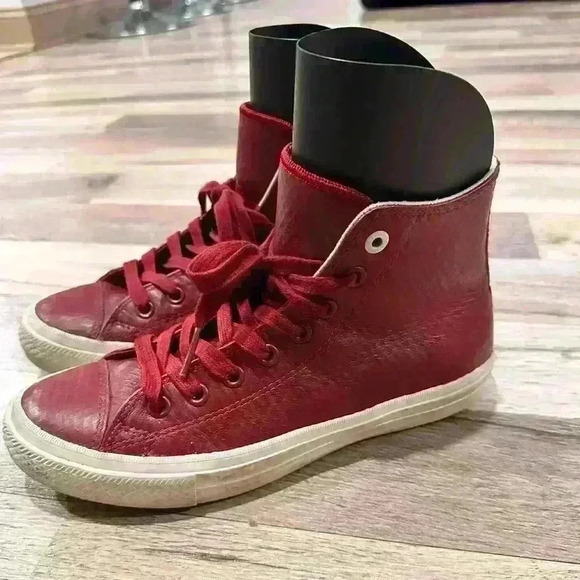 NWOT Converse Chuck Taylor II Hi Leather Sneakers - Picture 2 of 5